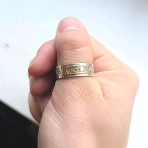 Size US 8.5 Whale Indigenous Art Silver and Gold